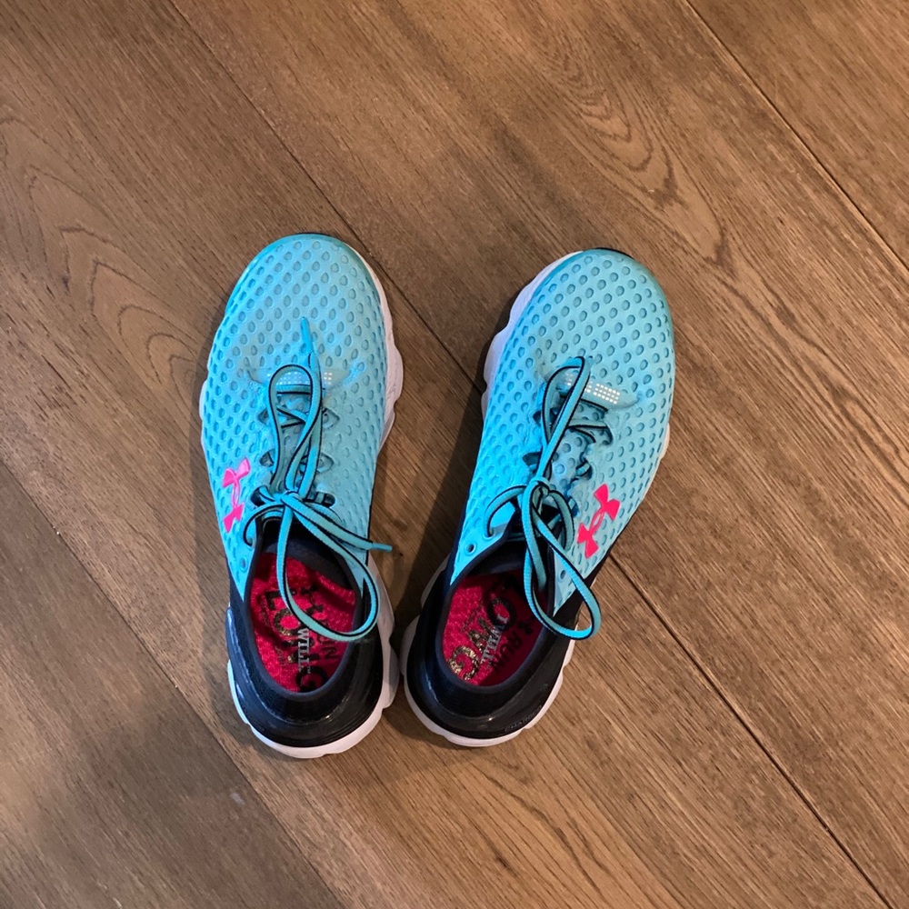 Under armor running shoes